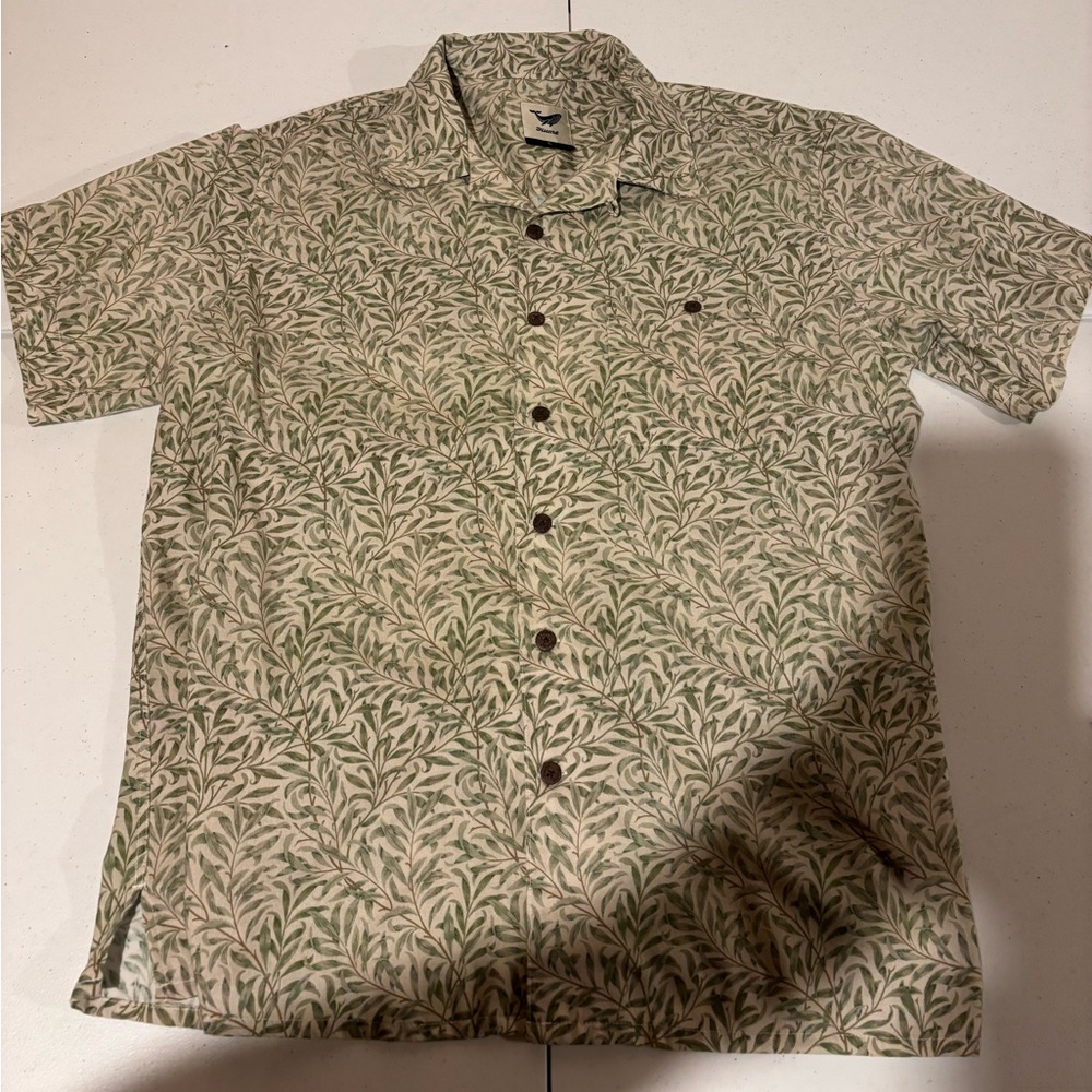 Yiume Men’s Size L Button Down Short Sleeve Hawaiian Shirt Leaf Print